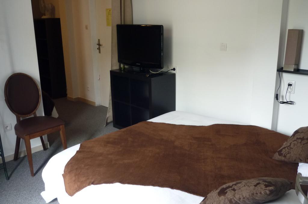 Hotel L'Hospitalet Saint Charles Montpellier Zimmer foto
