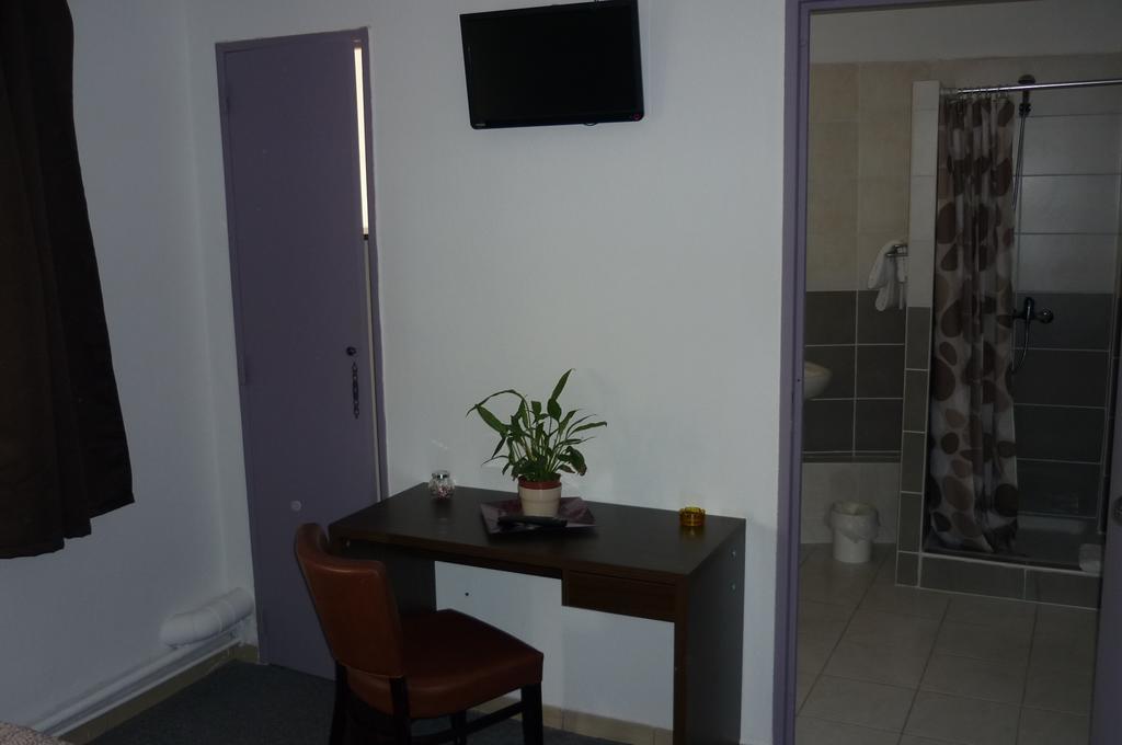 Hotel L'Hospitalet Saint Charles Montpellier Zimmer foto
