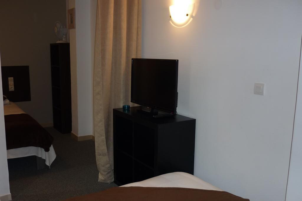 Hotel L'Hospitalet Saint Charles Montpellier Zimmer foto