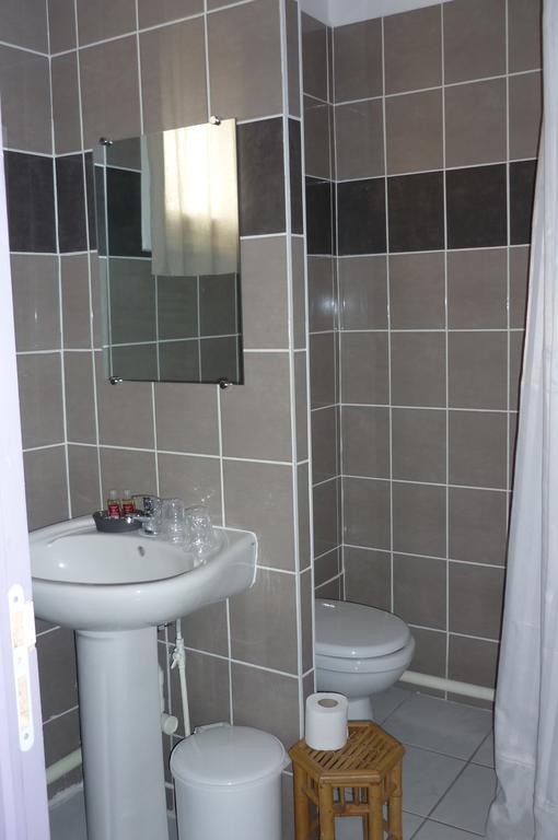 Hotel L'Hospitalet Saint Charles Montpellier Zimmer foto